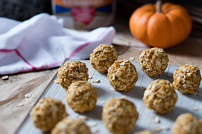 Pumpkin-Oat-Energy-Bites-Quaker-400x267